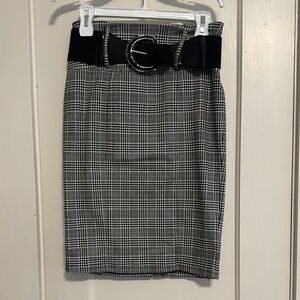 Belle Paque Plaid Pencil Skirt with Belt